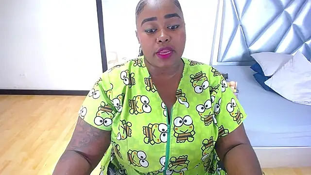 exotic karmella online show from 12-04-25, 09:34