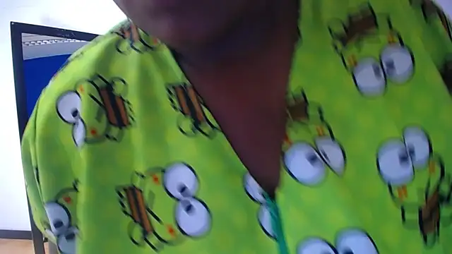 Snapshot of exotic_karmella chatting on 02-13-26, 10:28 exotic karmella online show from 02-13-26, 10:28