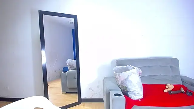 Snapshot of exotic_karmella chatting on 02-19-26, 08:49 exotic karmella online show from 02-19-26, 08:49