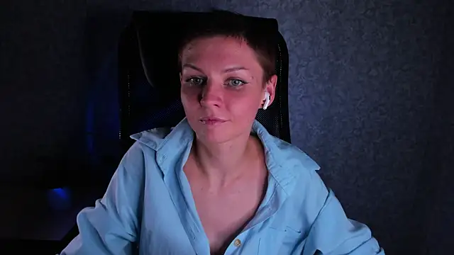 -danae- online show from 04-18-26, 12:25