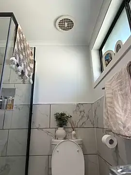 aus queen online show from 03-11-25, 12:11