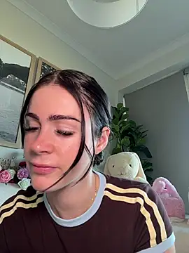 aus queen online show from 04-20-26, 10:44