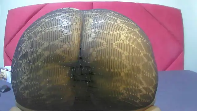 Snapshot of assqueenxx chatting on 03-07-25, 07:19 assqueenxx online show from 03-07-25, 07:19