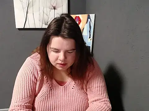 Snapshot of so_shy chatting on 02-24-25, 07:00 so shy online show from 02-24-25, 07:00