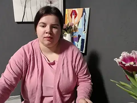 Snapshot of so_shy chatting on 03-10-25, 07:10 so shy online show from 03-10-25, 07:10