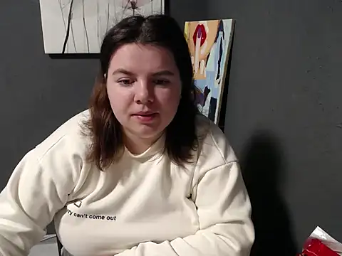 Snapshot of so_shy chatting on 03-22-25, 07:25 so shy online show from 03-22-25, 07:25