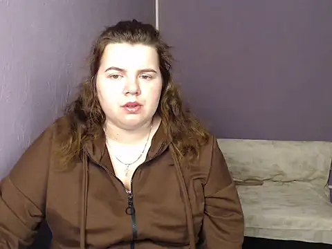 Snapshot of so_shy chatting on 09-23-25, 06:16 so shy online show from 09-23-25, 06:16