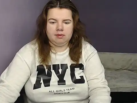 Snapshot of so_shy chatting on 10-05-25, 06:45 so shy online show from 10-05-25, 06:45