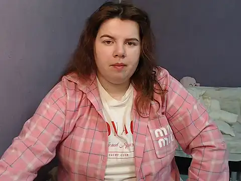 Snapshot of so_shy chatting on 10-19-25, 06:58 so shy online show from 10-19-25, 06:58