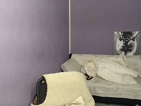 Snapshot of so_shy chatting on 10-30-25, 07:21 so shy online show from 10-30-25, 07:21