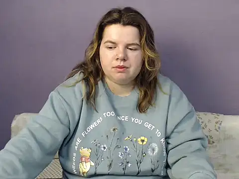 Snapshot of so_shy chatting on 11-09-25, 07:17 so shy online show from 11-09-25, 07:17