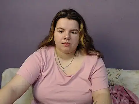 Snapshot of so_shy chatting on 11-10-25, 07:29 so shy online show from 11-10-25, 07:29