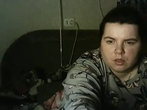 Snapshot of so_shy chatting on 11-15-25, 07:10 so shy online show from 11-15-25, 07:10