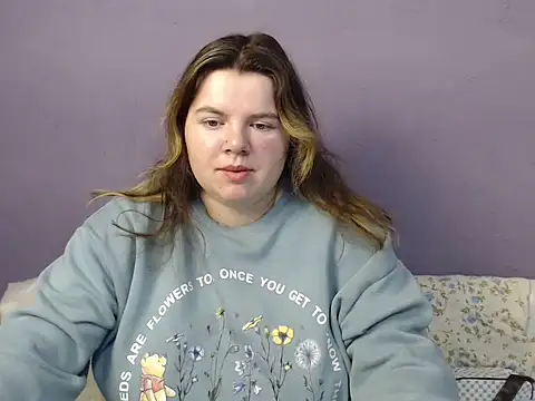 Snapshot of so_shy chatting on 11-16-25, 07:14 so shy online show from 11-16-25, 07:14