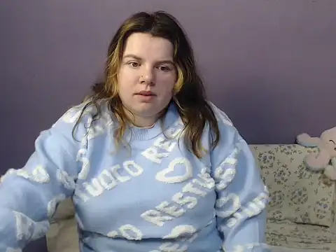 Snapshot of so_shy chatting on 11-22-25, 07:29 so shy online show from 11-22-25, 07:29