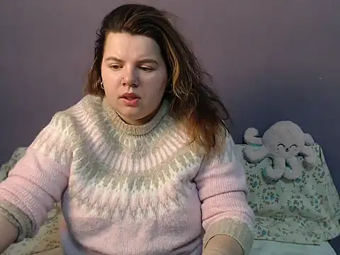 Snapshot of so_shy chatting on 11-28-25, 07:33 so shy online show from 11-28-25, 07:33