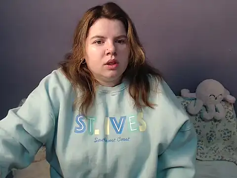 Snapshot of so_shy chatting on 11-30-25, 07:23 so shy online show from 11-30-25, 07:23