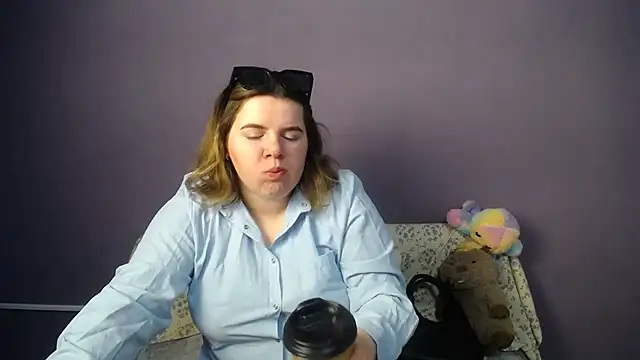 so shy online show from 05-31-26, 06:21
