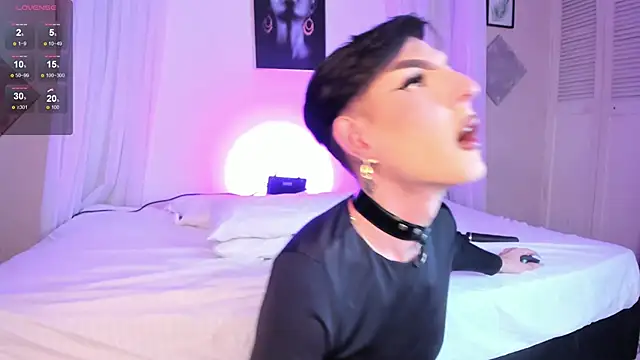 Snapshot of Ambar_Jhones chatting on 01-18-25, 11:55 Ambar Jhones online show from 01-18-25, 11:55