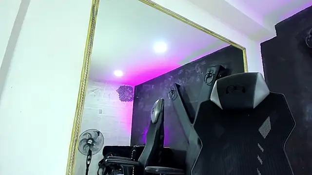 DarlingBDSM  online show from 10-21-25, 01:45