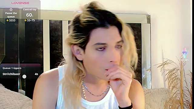 honey skin online show from 11-25-25, 10:43