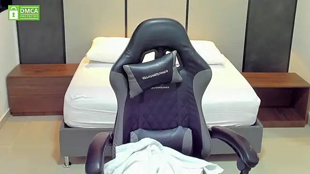 candy summer28 online show from 09-22-25, 07:16