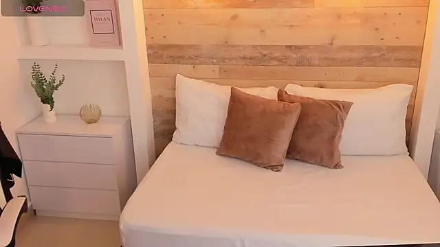 candy summer28 online show from 12-02-25, 07:20