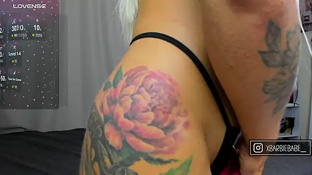 XBarbieBabeX online show from 10-22-25, 06:35