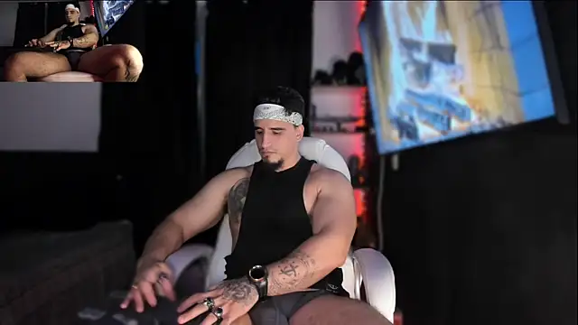 Snapshot of kingbear777 chatting on 12-12-24, 08:36 kingbear777 online show from 12-12-24, 08:36