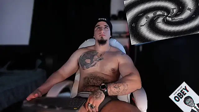 Snapshot of kingbear777 chatting on 02-02-25, 04:59 kingbear777 online show from 02-02-25, 04:59