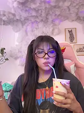 Ag4ta  online show from 04-19-26, 08:55