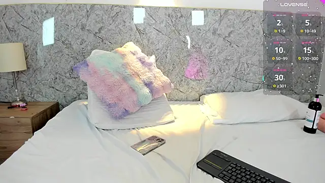 Snapshot of Mia_rom11 chatting on 12-01-24, 04:29 Mia rom11 online show from 12-01-24, 04:29