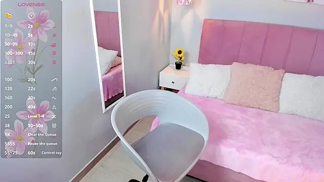 ScarletGV online show from 02-07-25, 04:48