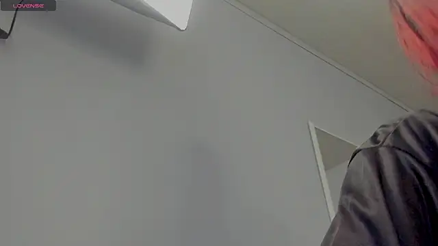 ScarletGV online show from 03-06-25, 05:24