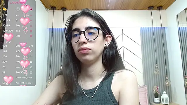 LenaRoses online show from 12-18-24, 04:49