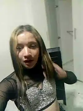 Snapshot of Valerii_Gil chatting on 02-18-25, 08:38 Valerii Gil online show from 02-18-25, 08:38