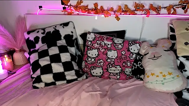 Snapshot of nicollewetpussy chatting on 11-20-25, 06:51 nicollewetpussy online show from 11-20-25, 06:51