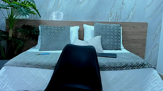 alice greco online show from 11-27-25, 03:41