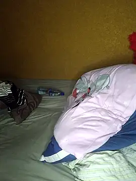 Snapshot of Liluboobs chatting on 11-13-25, 07:35 Liluboobs online show from 11-13-25, 07:35