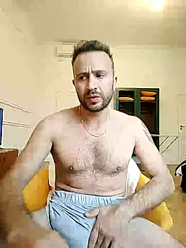 Snapshot of gilera250s chatting on 09-30-25, 11:26 gilera250s online show from 09-30-25, 11:26