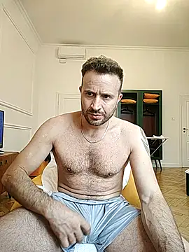 Snapshot of gilera250s chatting on 10-06-25, 01:08 gilera250s online show from 10-06-25, 01:08