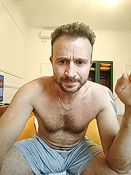 Snapshot of gilera250s chatting on 10-07-25, 12:57 gilera250s online show from 10-07-25, 12:57