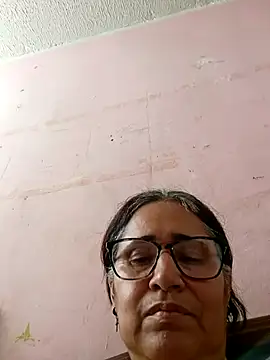 Snapshot of _candi chatting on 02-04-25, 07:22 candi online show from 02-04-25, 07:22