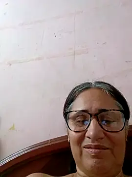 Snapshot of _candi chatting on 02-10-25, 08:42 candi online show from 02-10-25, 08:42