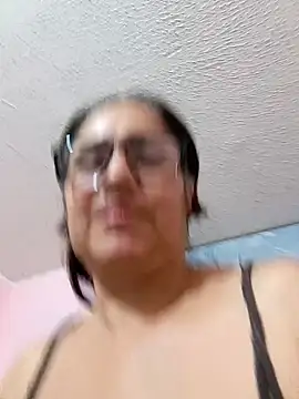 Snapshot of _candi chatting on 02-11-25, 11:54 candi online show from 02-11-25, 11:54