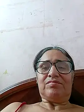 Snapshot of _candi chatting on 02-12-25, 08:29 candi online show from 02-12-25, 08:29