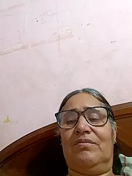 Snapshot of _candi chatting on 02-20-25, 02:18 candi online show from 02-20-25, 02:18