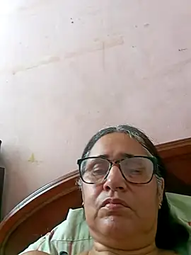 Snapshot of _candi chatting on 02-20-25, 06:02 candi online show from 02-20-25, 06:02