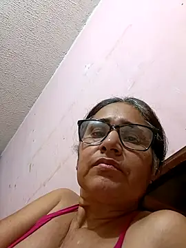 Snapshot of _candi chatting on 02-21-25, 08:40 candi online show from 02-21-25, 08:40