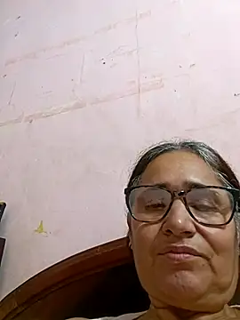 Snapshot of _candi chatting on 02-24-25, 09:00 candi online show from 02-24-25, 09:00